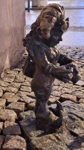 Wrocław w 48 godzin kamperem: Od sztuki za 16 milionów po Panoramę Racławicką 21 Wrocław